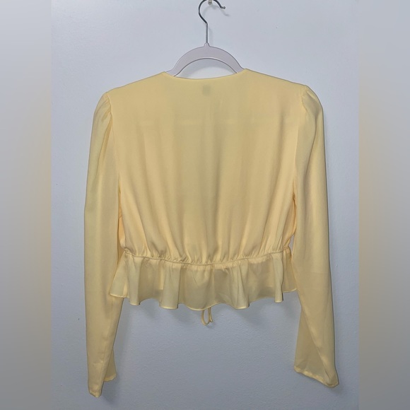 Sunday best small blouse - Picture 3 of 3